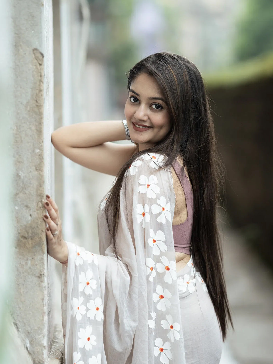 Floral Hand Print Gray Mul Cotton Saree For Women