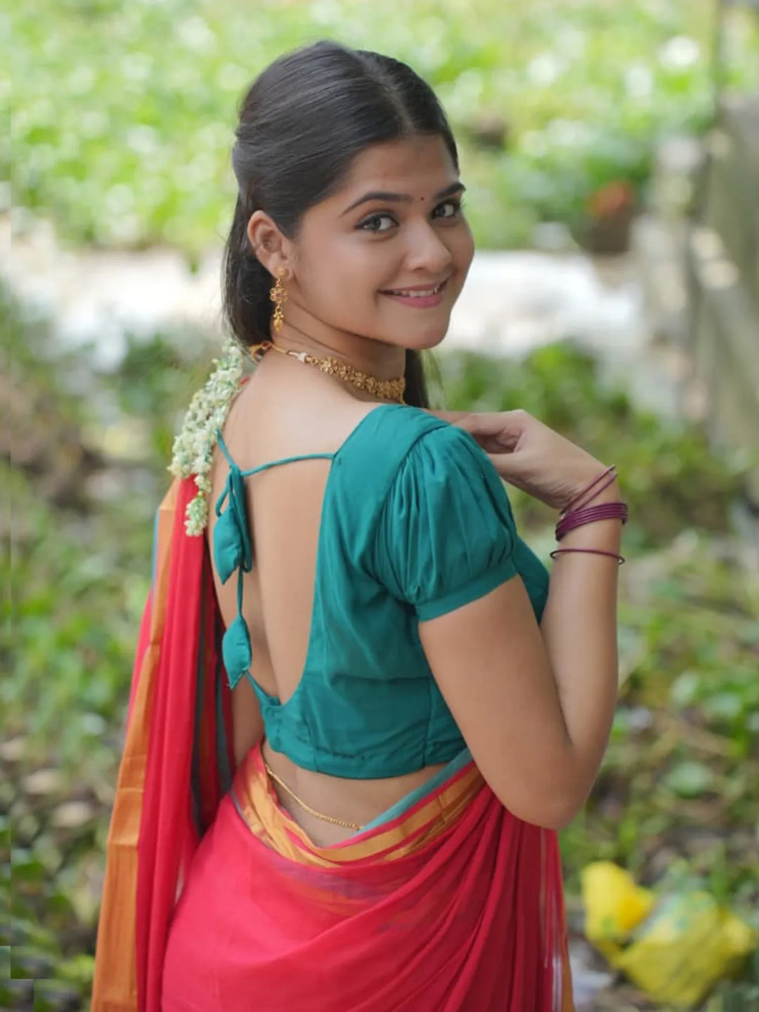 Aparna Red Saree With Golden Border For Women